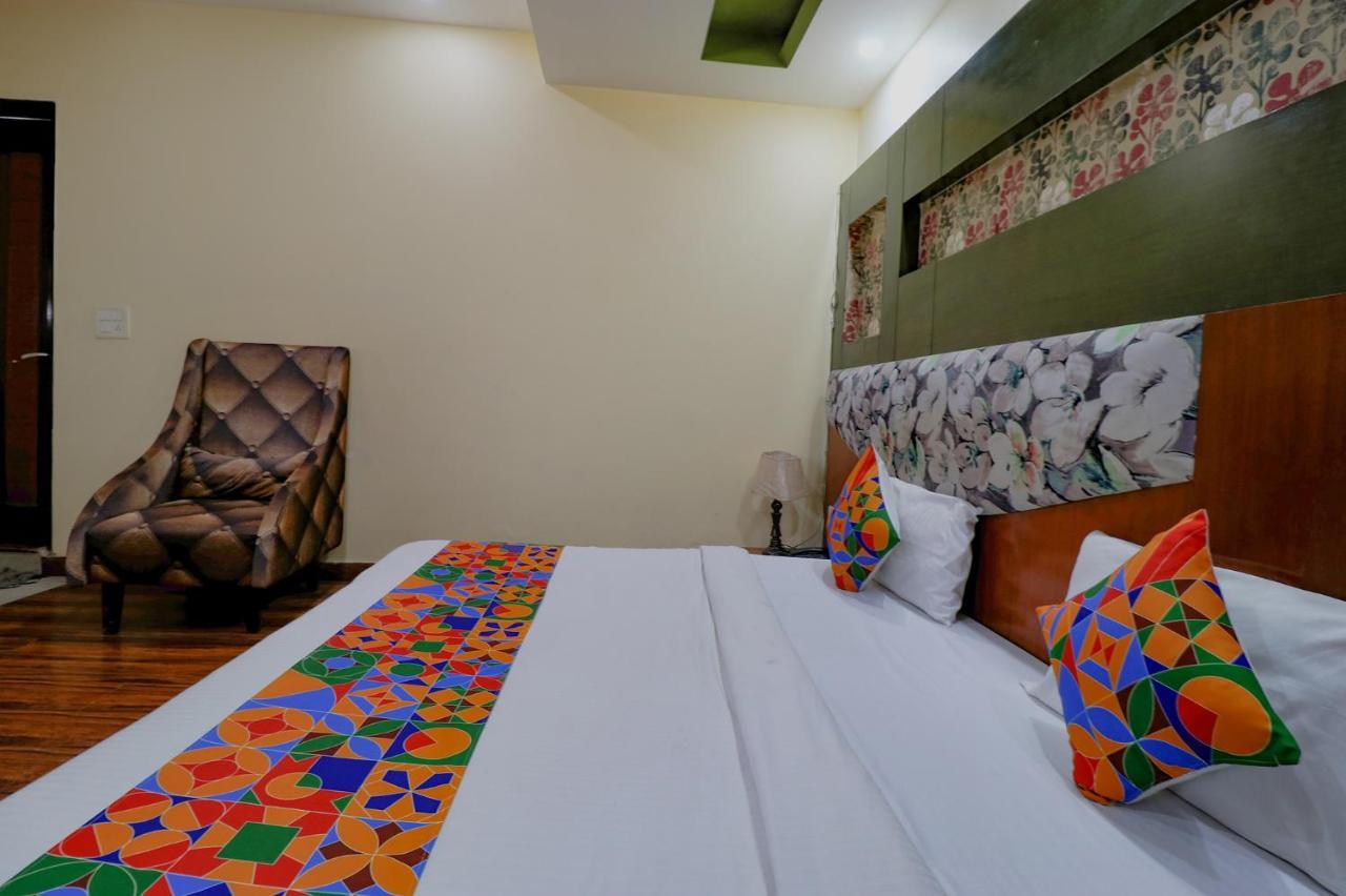 Staybook Hotel Aira New Delhi Railway Station Paharganj Kültér fotó